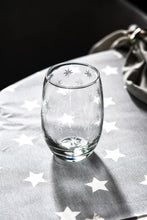 Cargar imagen en el visor de la galería, Set 6 vasos. Diseño “estrellas”