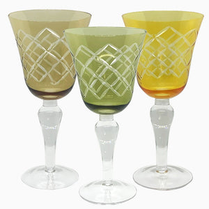 Copa Vino, diseño: “Cuttings”. 3 colores disponibles.