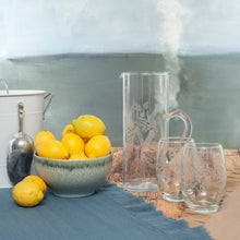Cargar imagen en el visor de la galería, Jarro Agua o Pisco Sour / Tallado &quot;Flor y Espiga&quot;